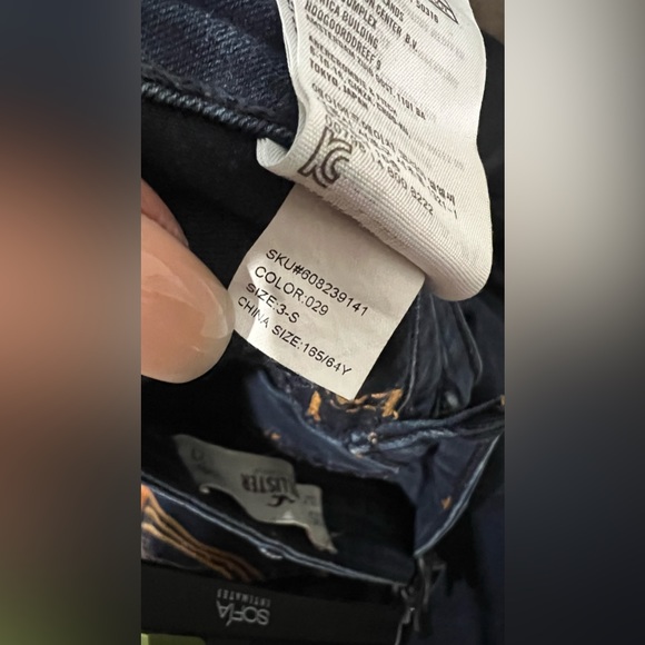 Hollister Womens/Girls Jeans 3S super cute! - Picture 7 of 7